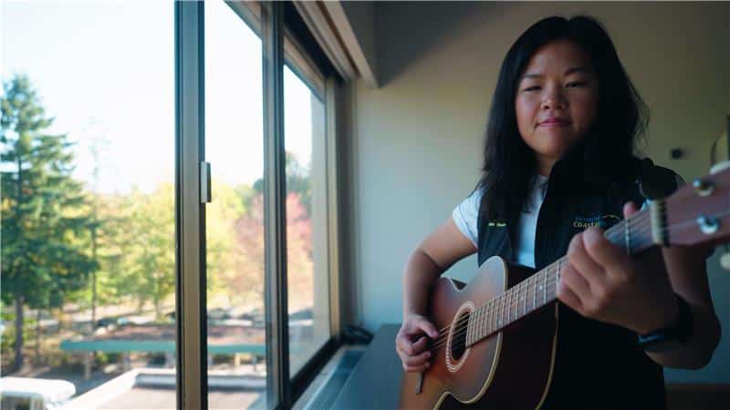 Music therapist, Bernice Chu